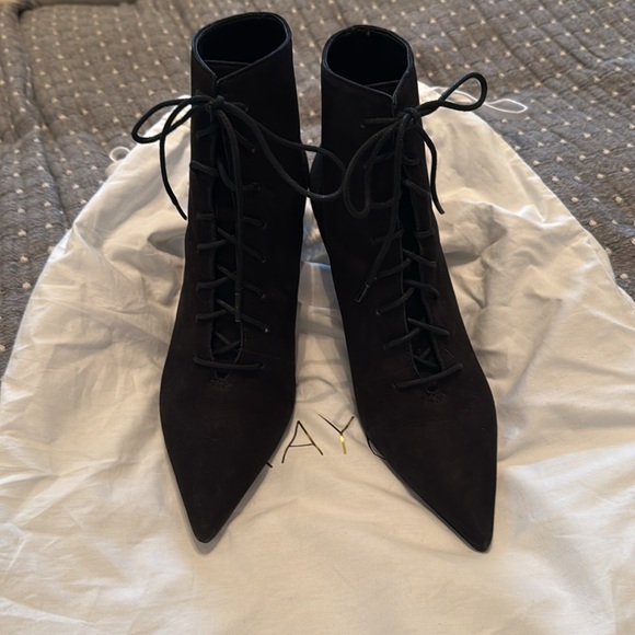 Raye the Label Elodie Kitten Heel Booties in black size 5.5 - Picture 2 of 6